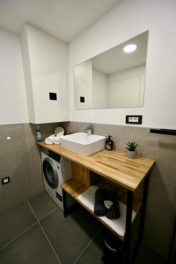Poseidon Apartment